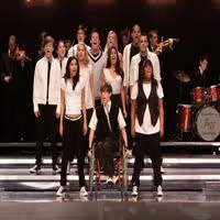 STAGE TUBE: GLEE Sneak Peek - 'Keep On and On'